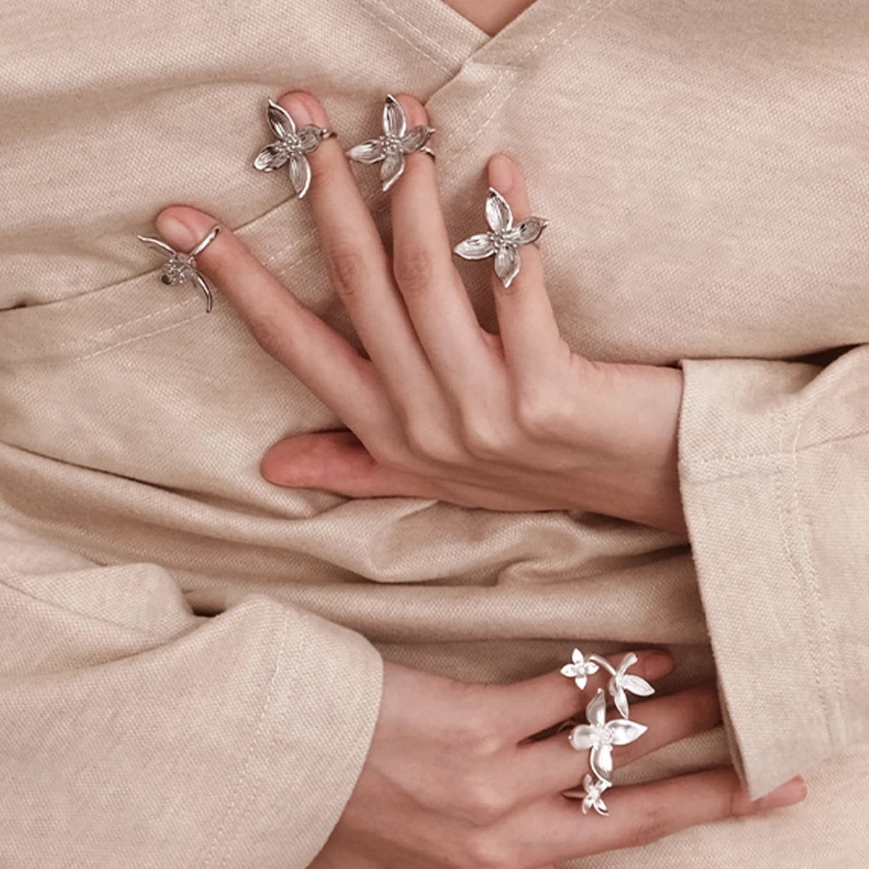 Floral ring - velora studio 