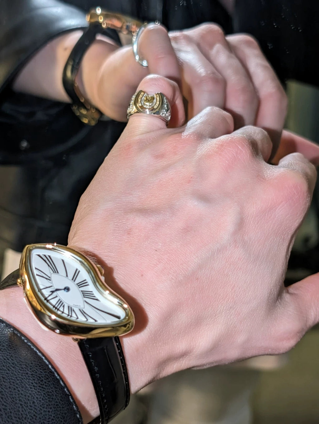 Velora Melté — Sculpted Timepiece - velora studio 