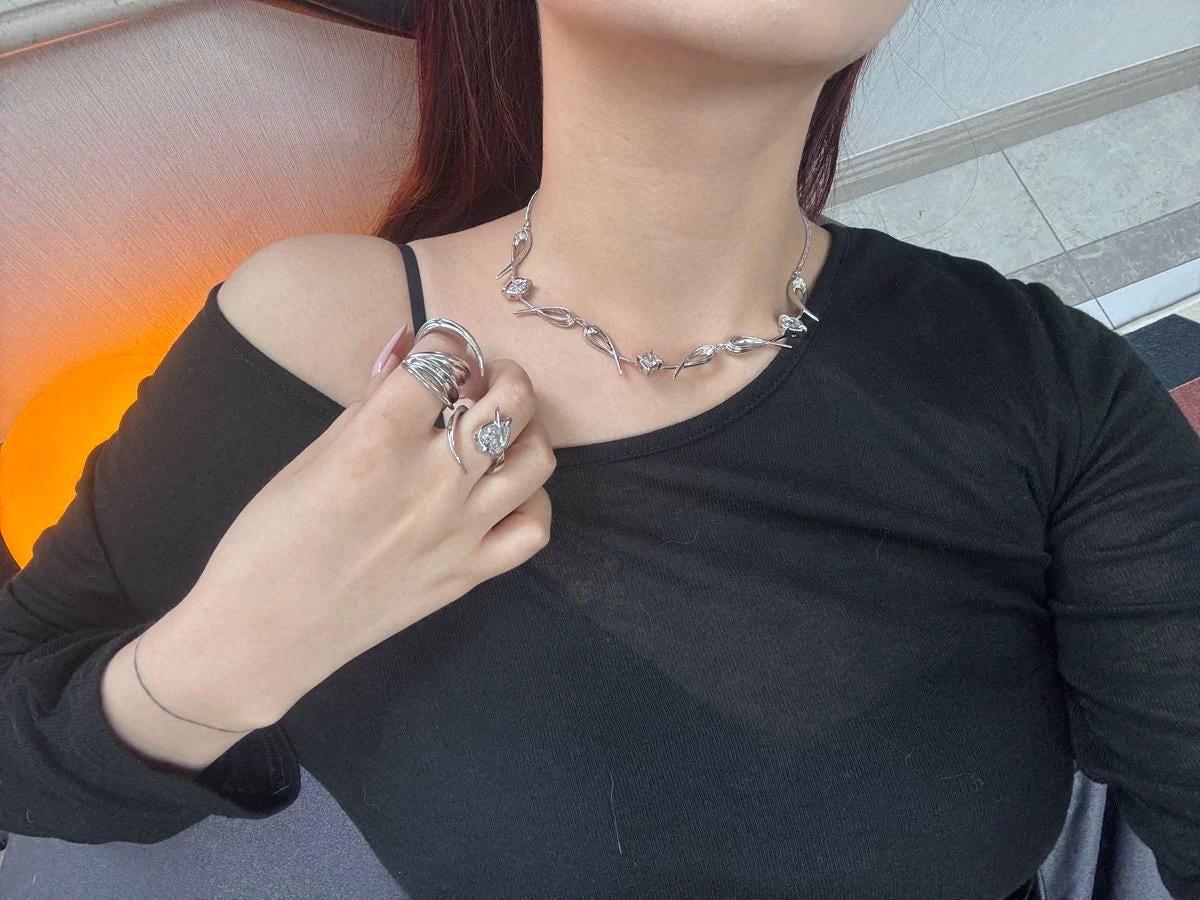Velora Cross Necklace - velora studio 