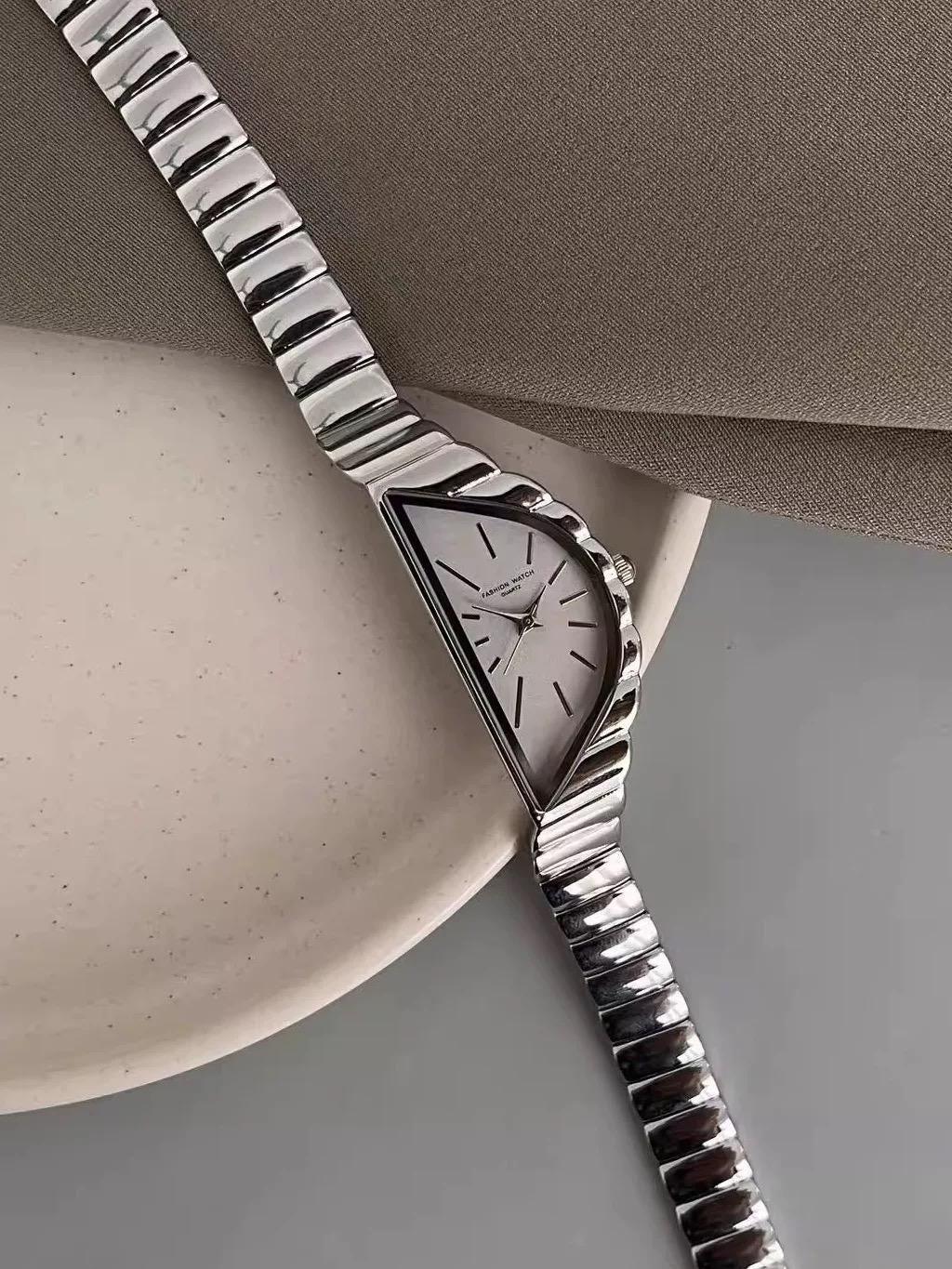 Velora Apex Watch Triangular Minimalist Steel Timepiece - velora studio 