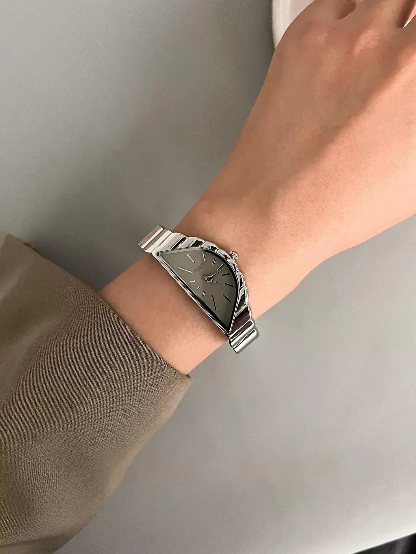 Velora Apex Watch Triangular Minimalist Steel Timepiece - velora studio 