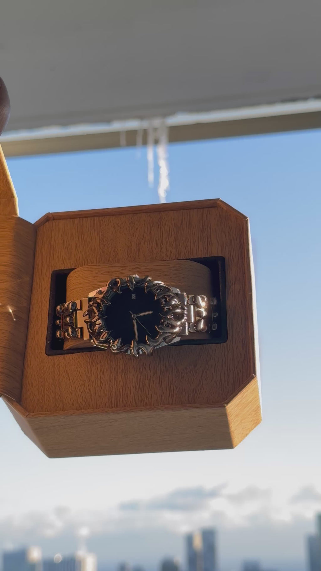 Velora Sculpted Watch